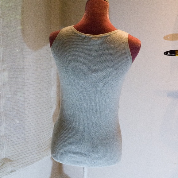 100% authentic Lacoste sleeveless cotton top - Picture 2 of 7